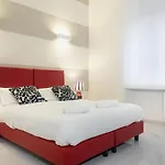 Palace 4*